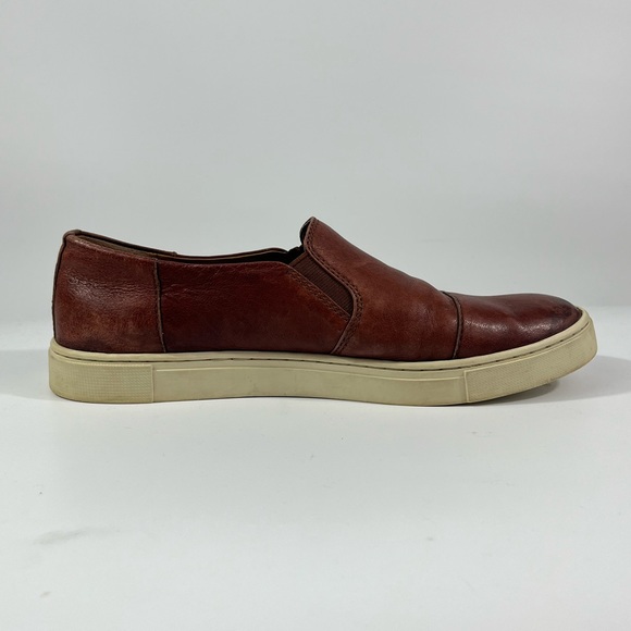 Frye Sneakers Cognac Leather Logo Cap Round Toe Notched Vamp Slip On Size 9.5M - Picture 3 of 8